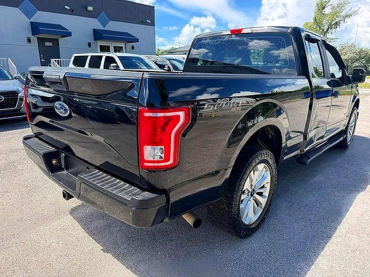 2016 Ford F150 Super Cab - Image 3