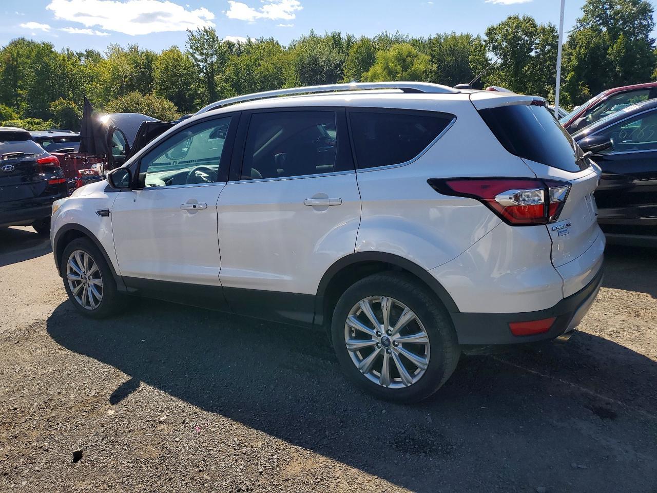 2017 Ford Escape Titanium - Image 2