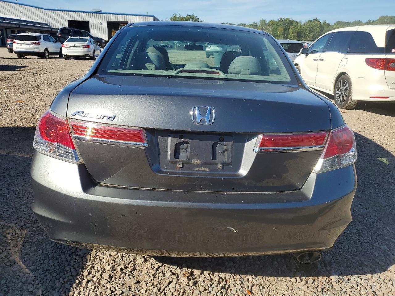 2011 Honda Accord Lxp - Фото 6