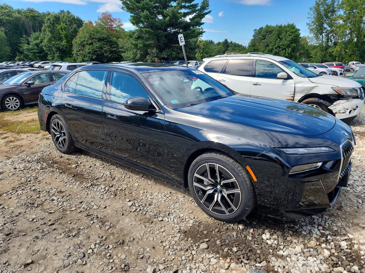 2024 BMW 760 Xi - Фото 4