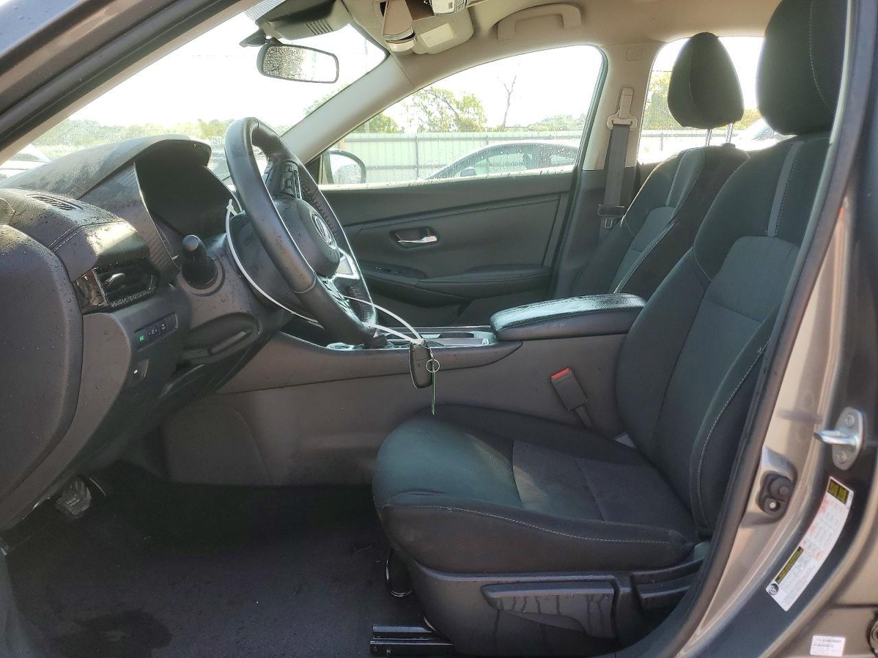2025 Nissan Sentra Sv - Image 7
