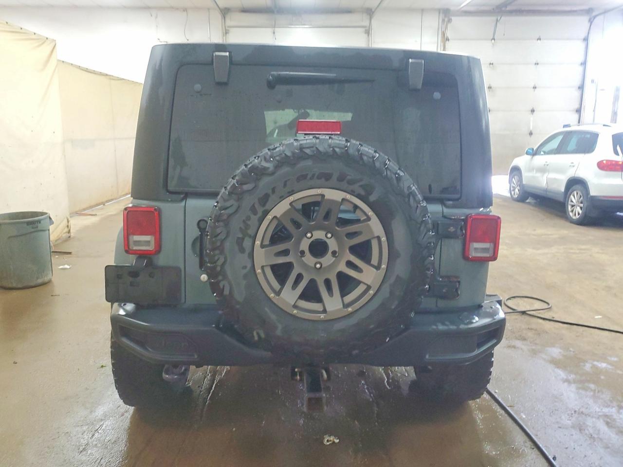 2014 Jeep Wrangler Unlimited Sahara - Фото 6