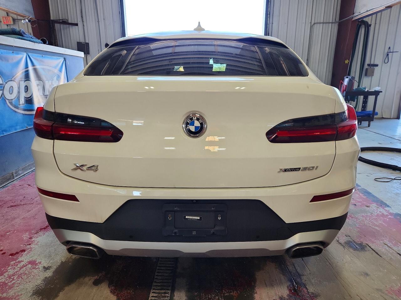2022 BMW X4 xDrive30I - Image 6