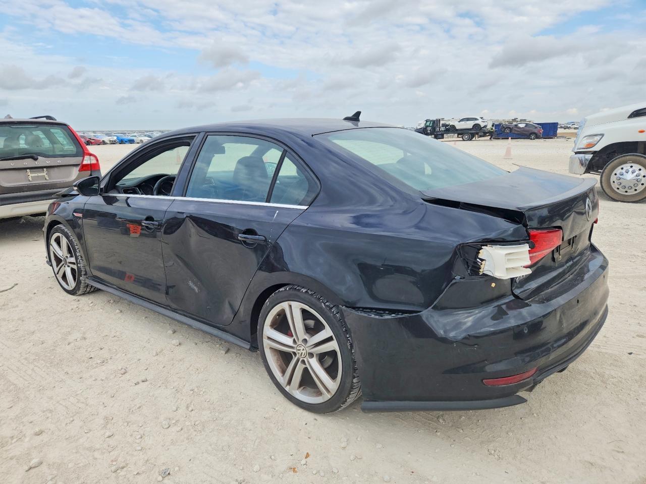 2016 Volkswagen Jetta Gli - Фото 2