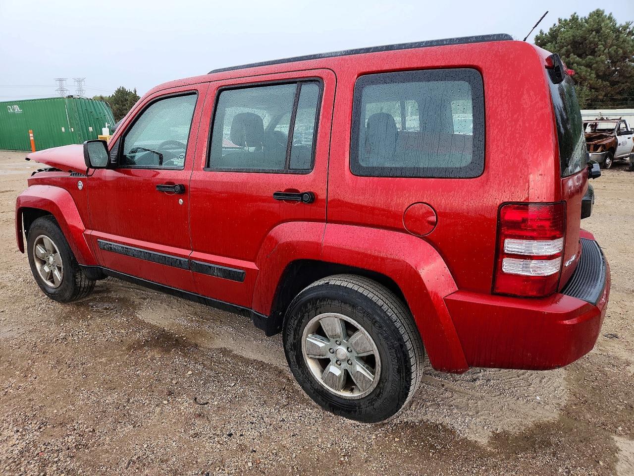 2010 Jeep Liberty Sport - Image 2