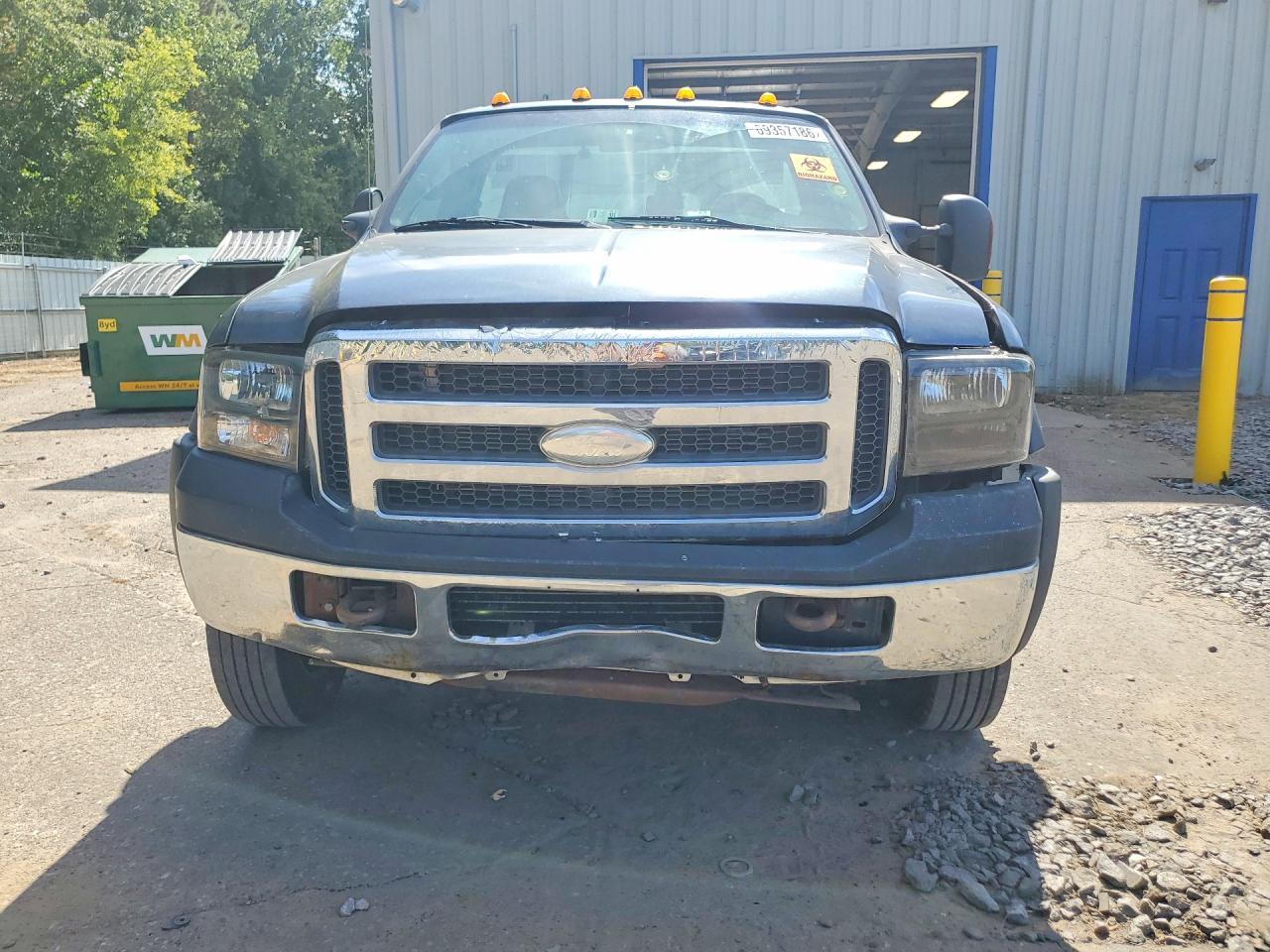 2006 Ford F550 Super Duty - Image 5