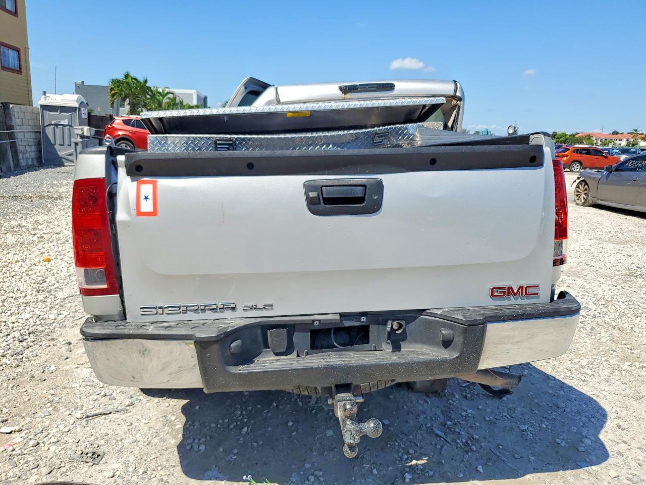 2010 GMC Sierra C1500 Sle - Image 6