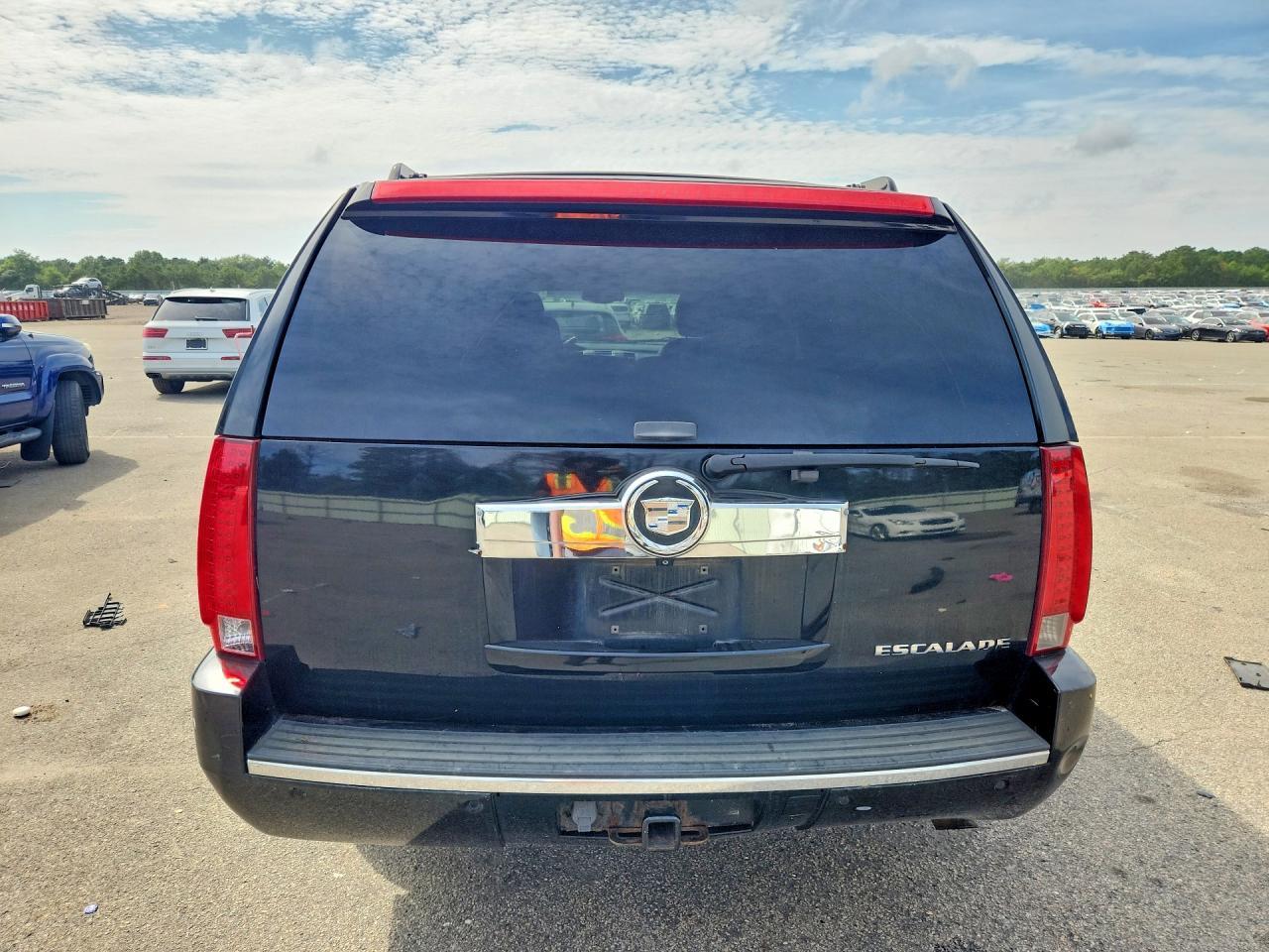 2008 Cadi Escalade - Фото 6