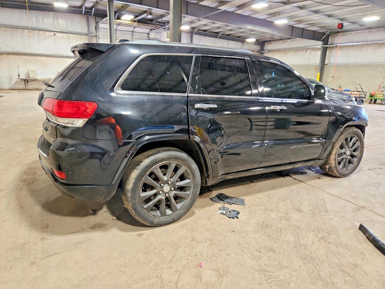 2017 Jeep Grand Cherokee Overland - Фото 3
