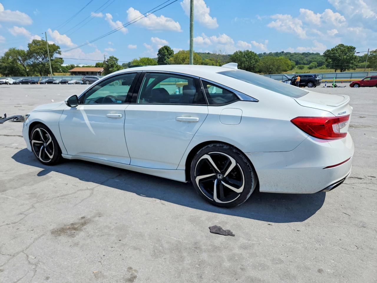 2019 Honda Accord Sport - Фото 2