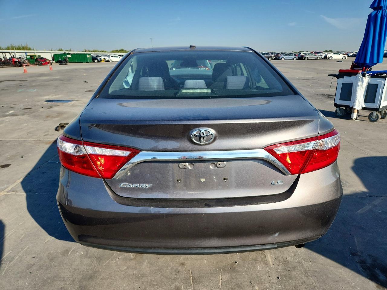 2015 Toyota Camry Le - Фото 6