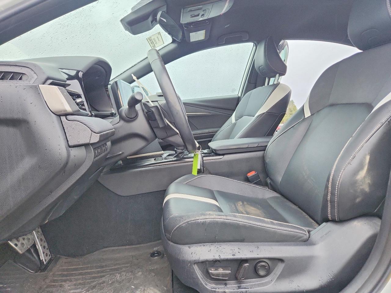 2025 Toyota Camry Se - Фото 7