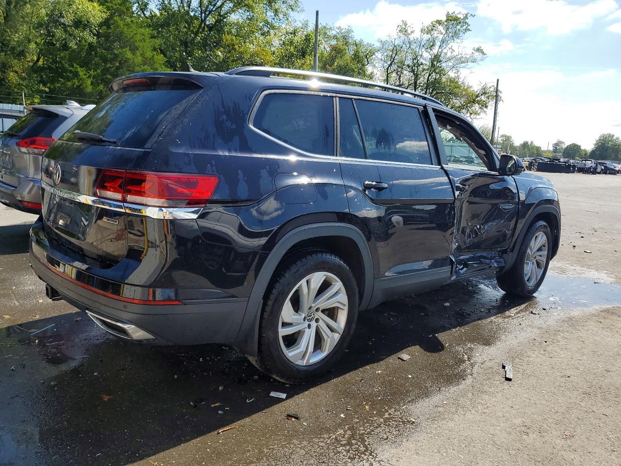 2021 Volkswagen Atlas Se - Фото 3