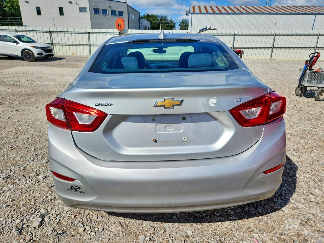 2018 Chevrolet Cruze Lt - Image 6