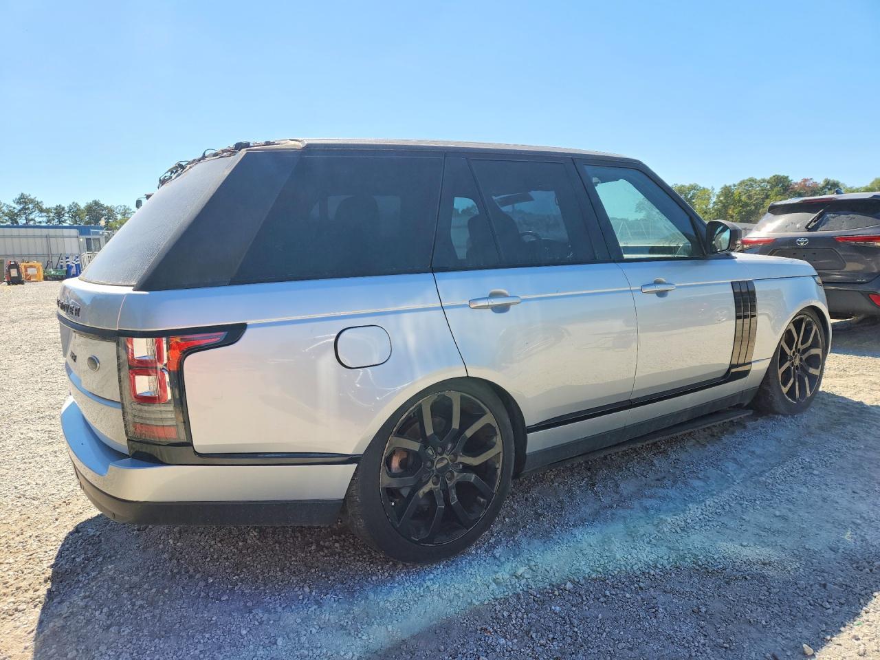 2015 Land Rover Range Rover Hse - Image 3