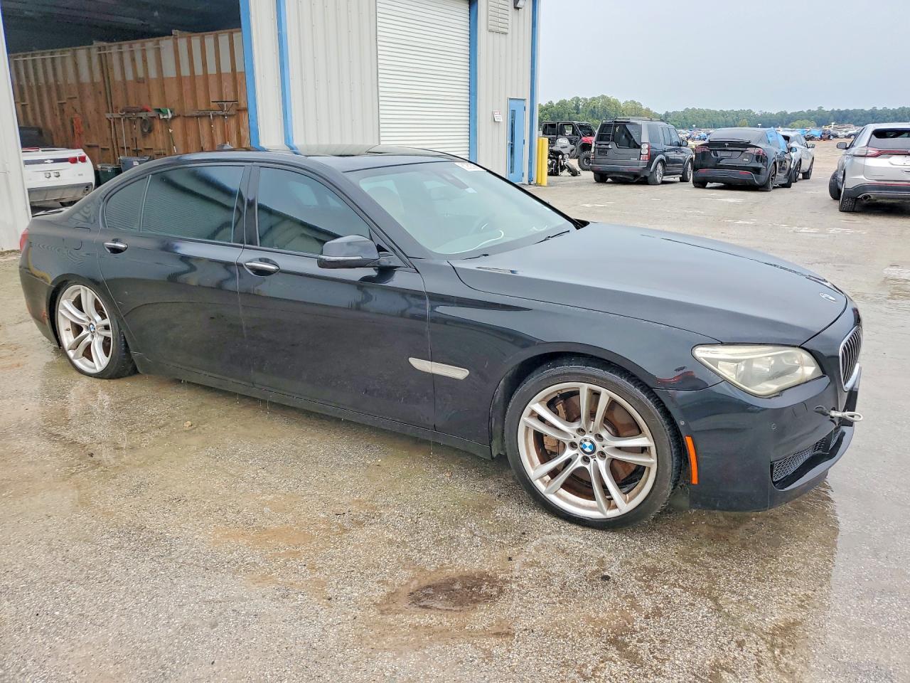 2013 BMW 750 Li - Image 4