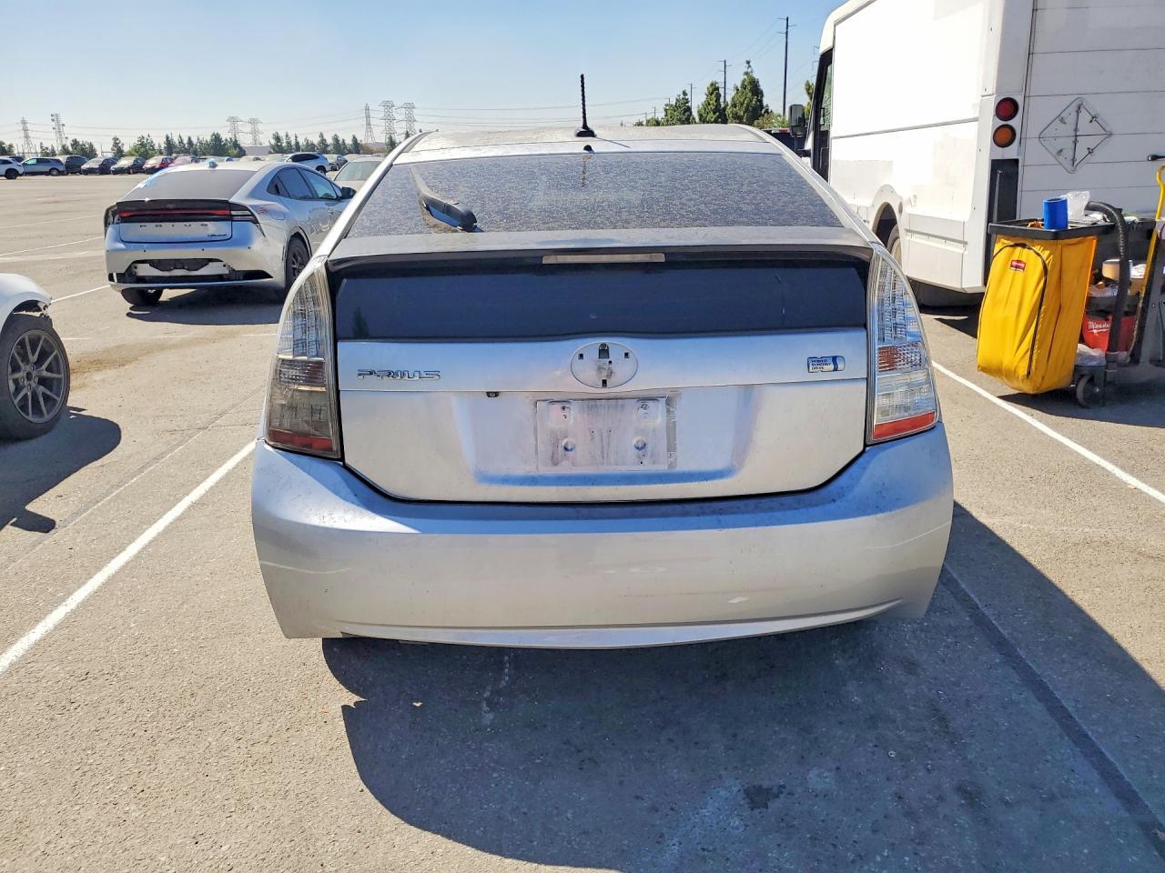 2011 Toyota Prius Three - Фото 6
