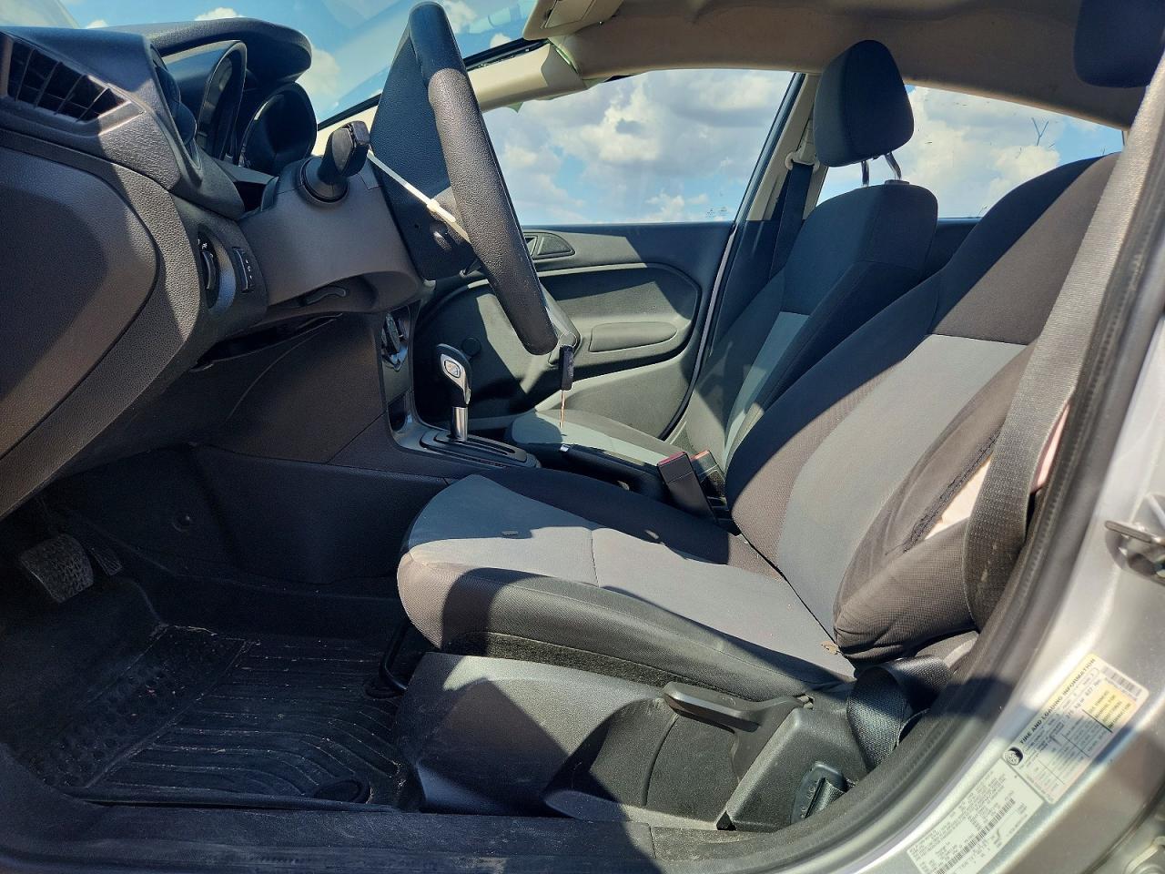 2018 Ford Fiesta S - Фото 7