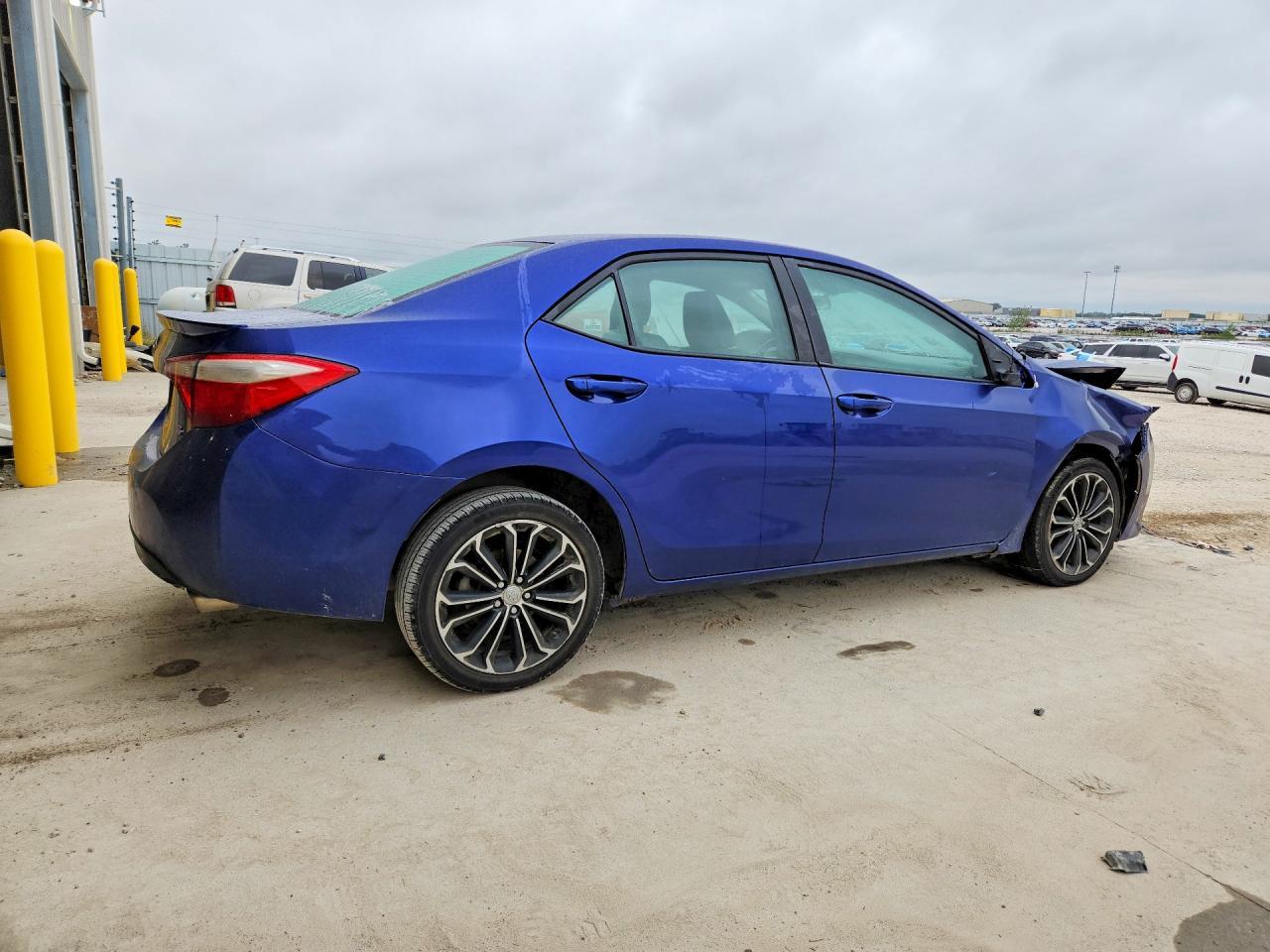 2016 Toyota Corolla S Plus - Image 3
