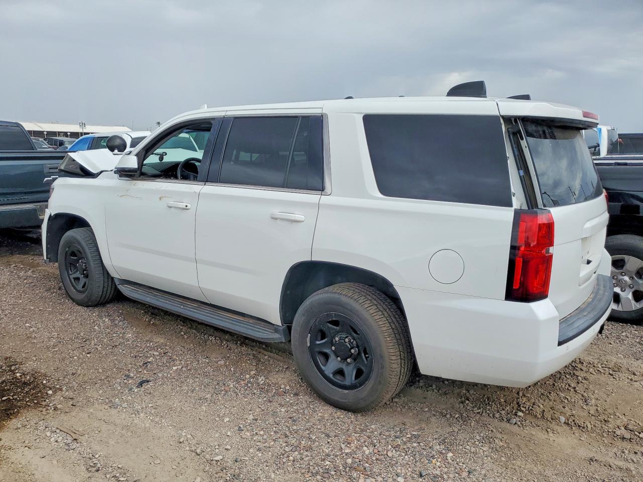 2019 Chevrolet Tahoe Police - Фото 2