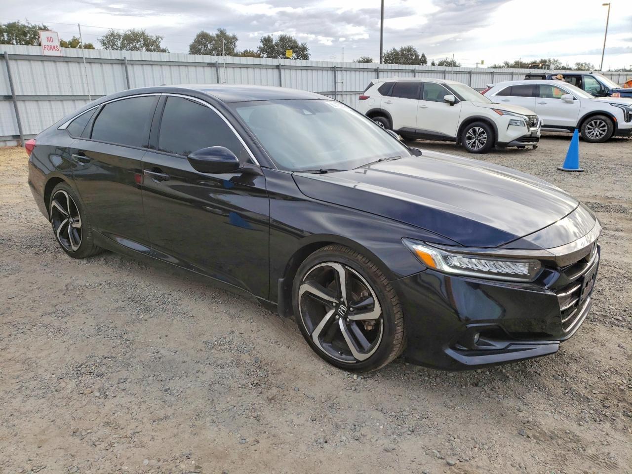 2022 Honda Accord Sport - Image 4