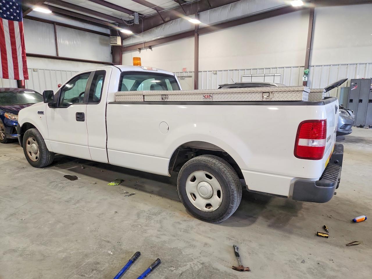 2008 Ford F150 - Image 2