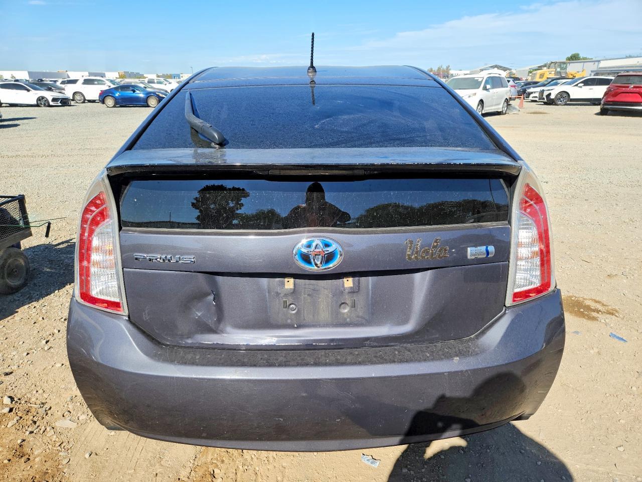 2013 Toyota Prius Two - Фото 6