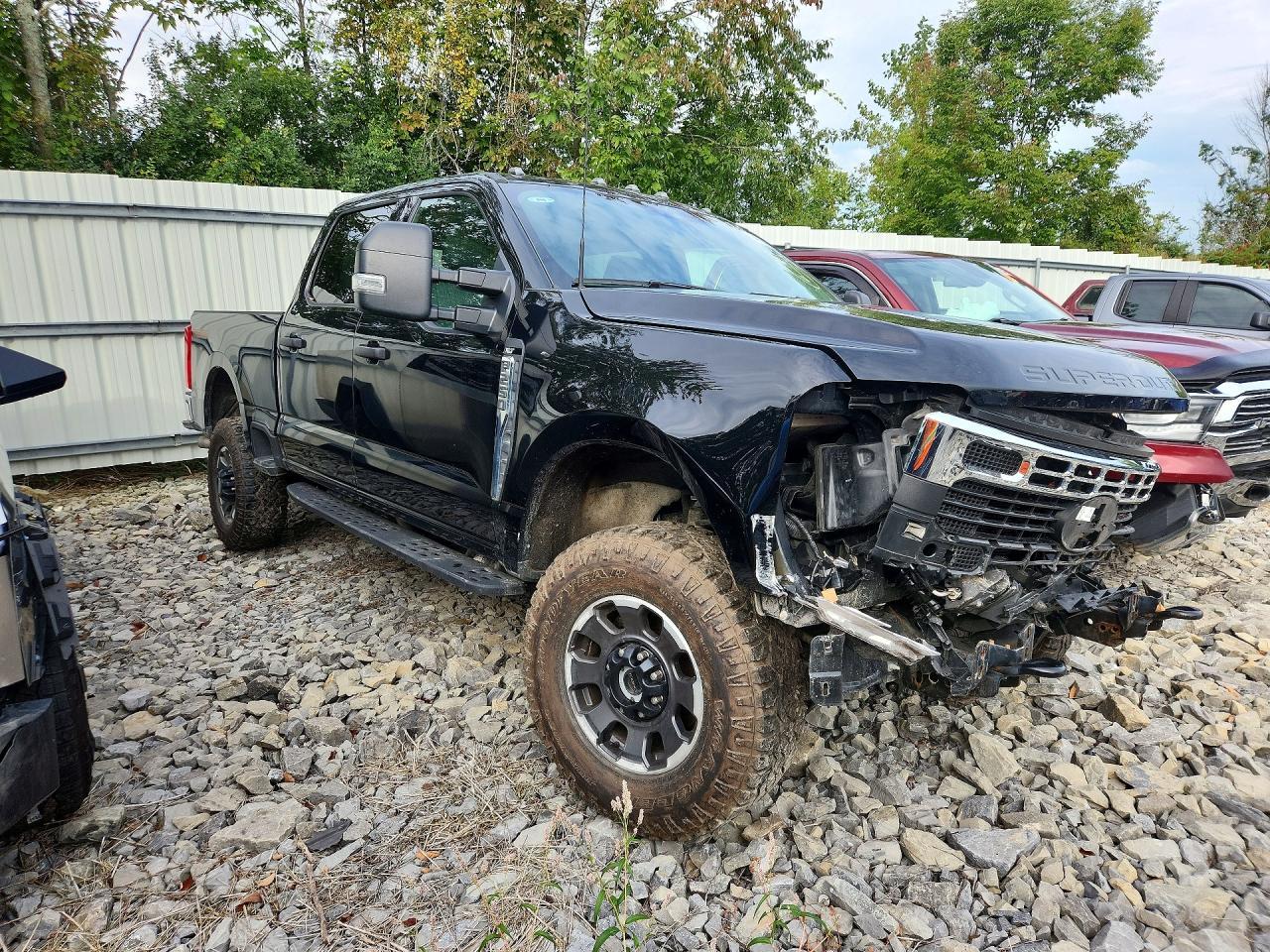 2024 Ford F250 Super Duty - Фото 4