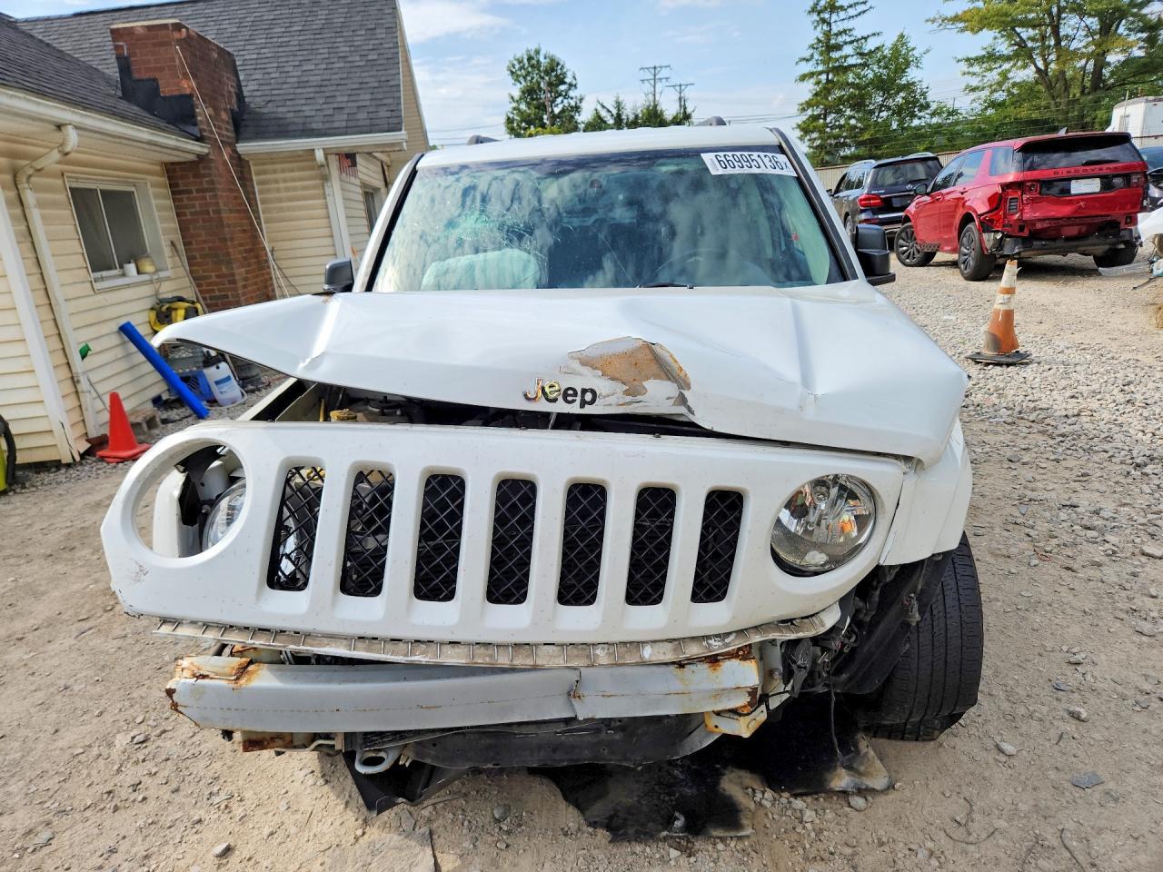 2017 Jeep Patriot Latitude - Фото 5