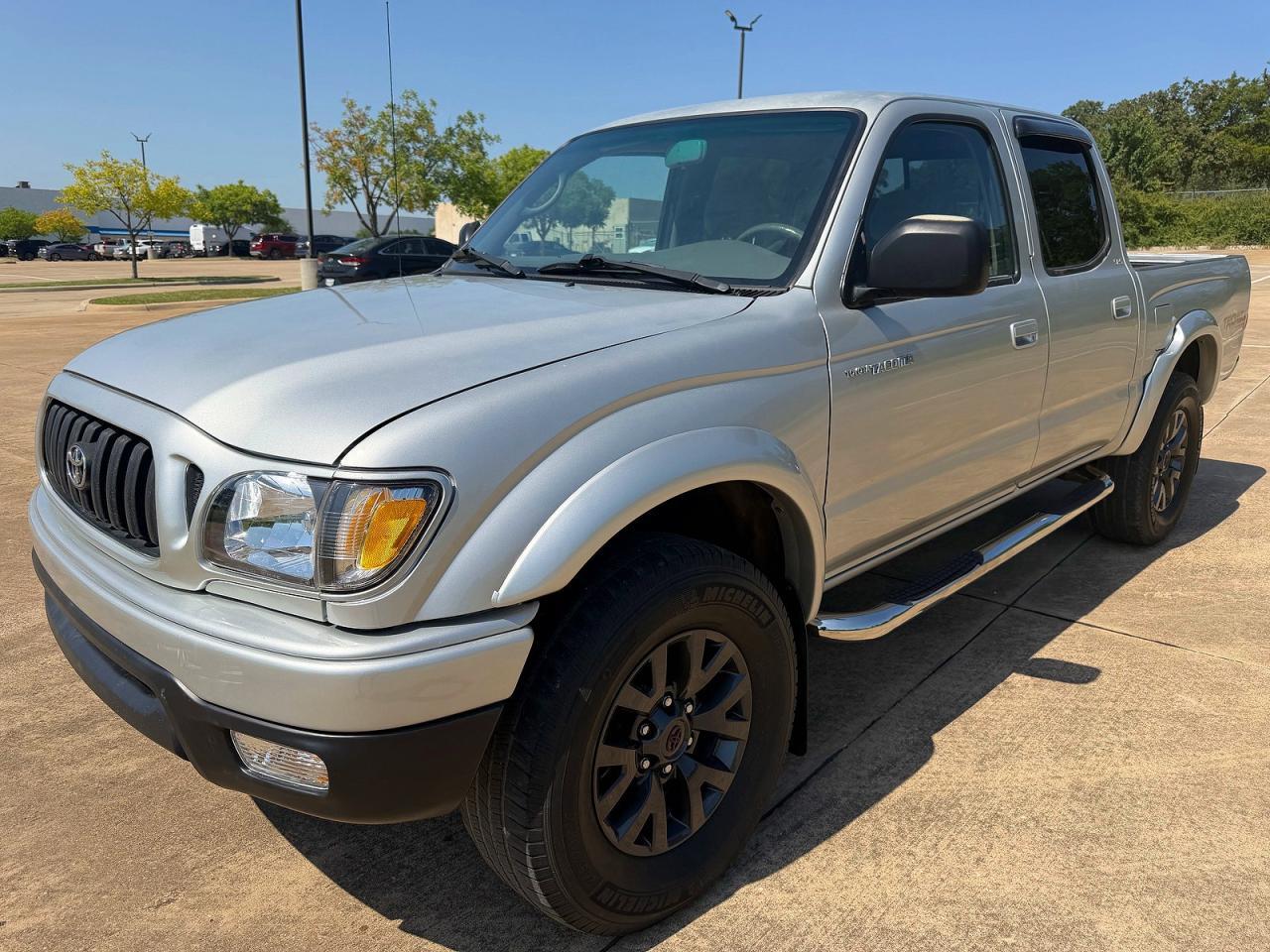 2001 Toyota Tacoma V6 - Image 2