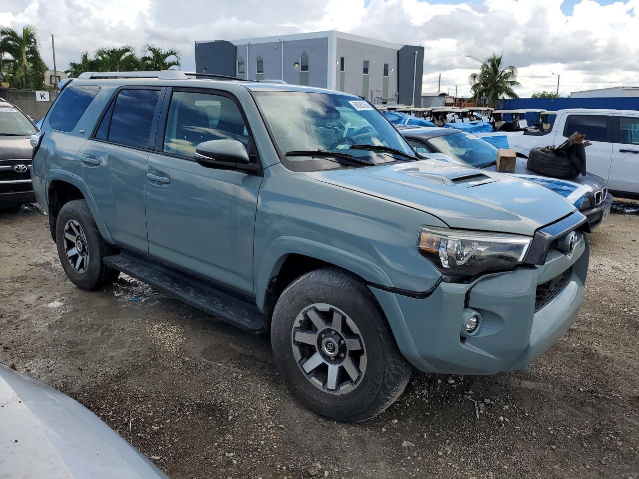 2022 Toyota 4Runner Trd Off-Road Premium - Image 4