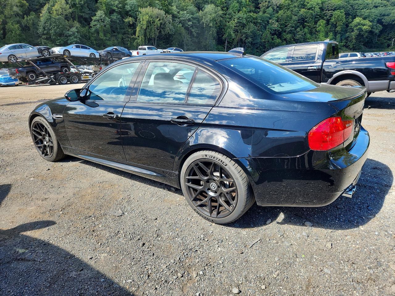 2009 BMW M3 - Фото 2