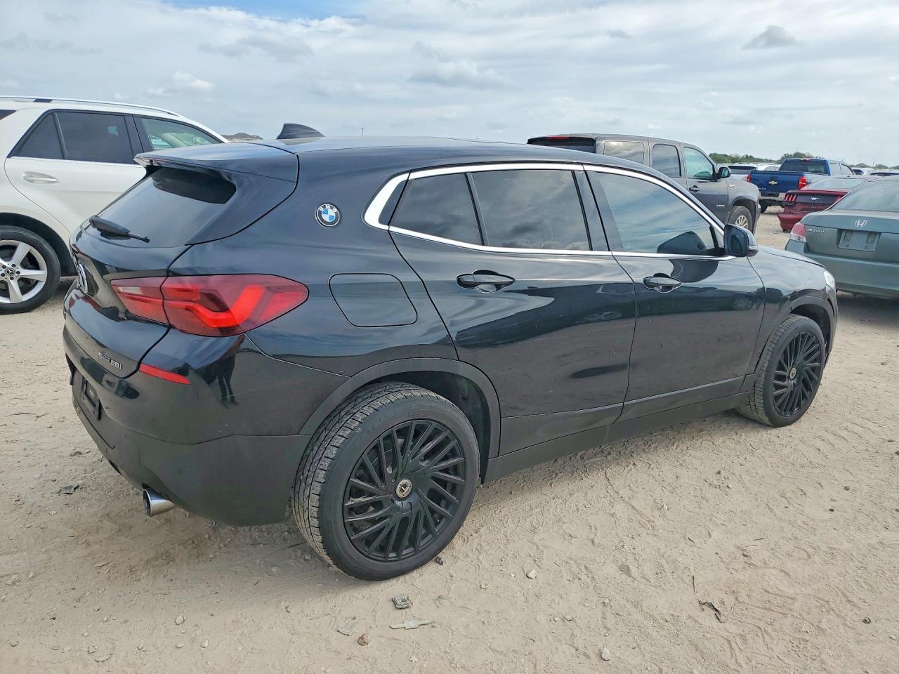 2022 BMW X2 Sdrive28I - Фото 3