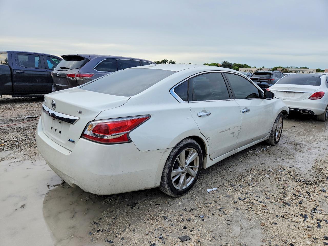 2014 Nissan Altima 2.5 Sl - Image 3