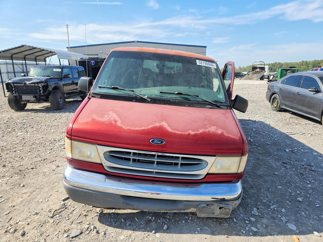 1999 Ford Econoline E150 Wagon - Фото 5