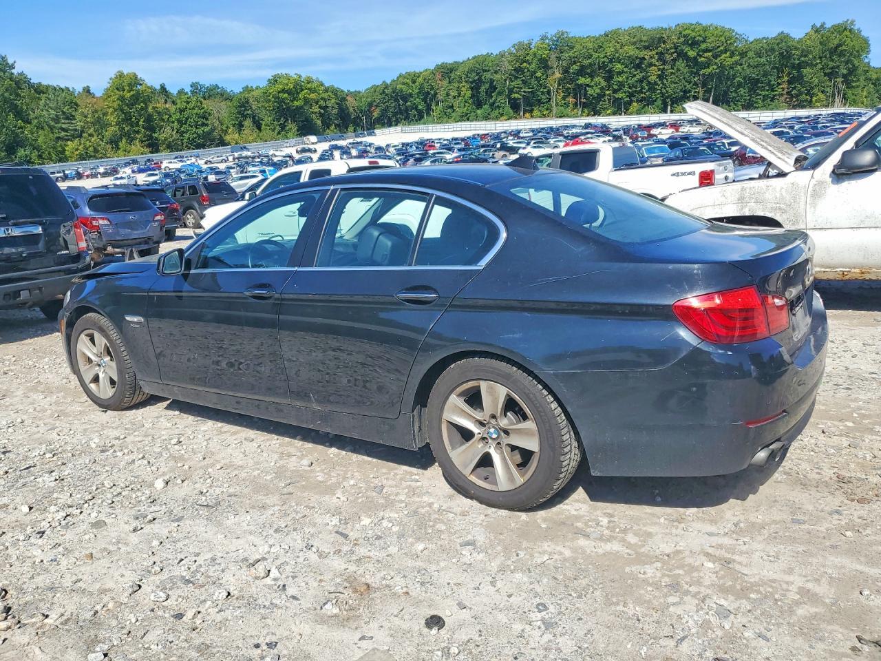 2012 BMW 528 Xi - Фото 2