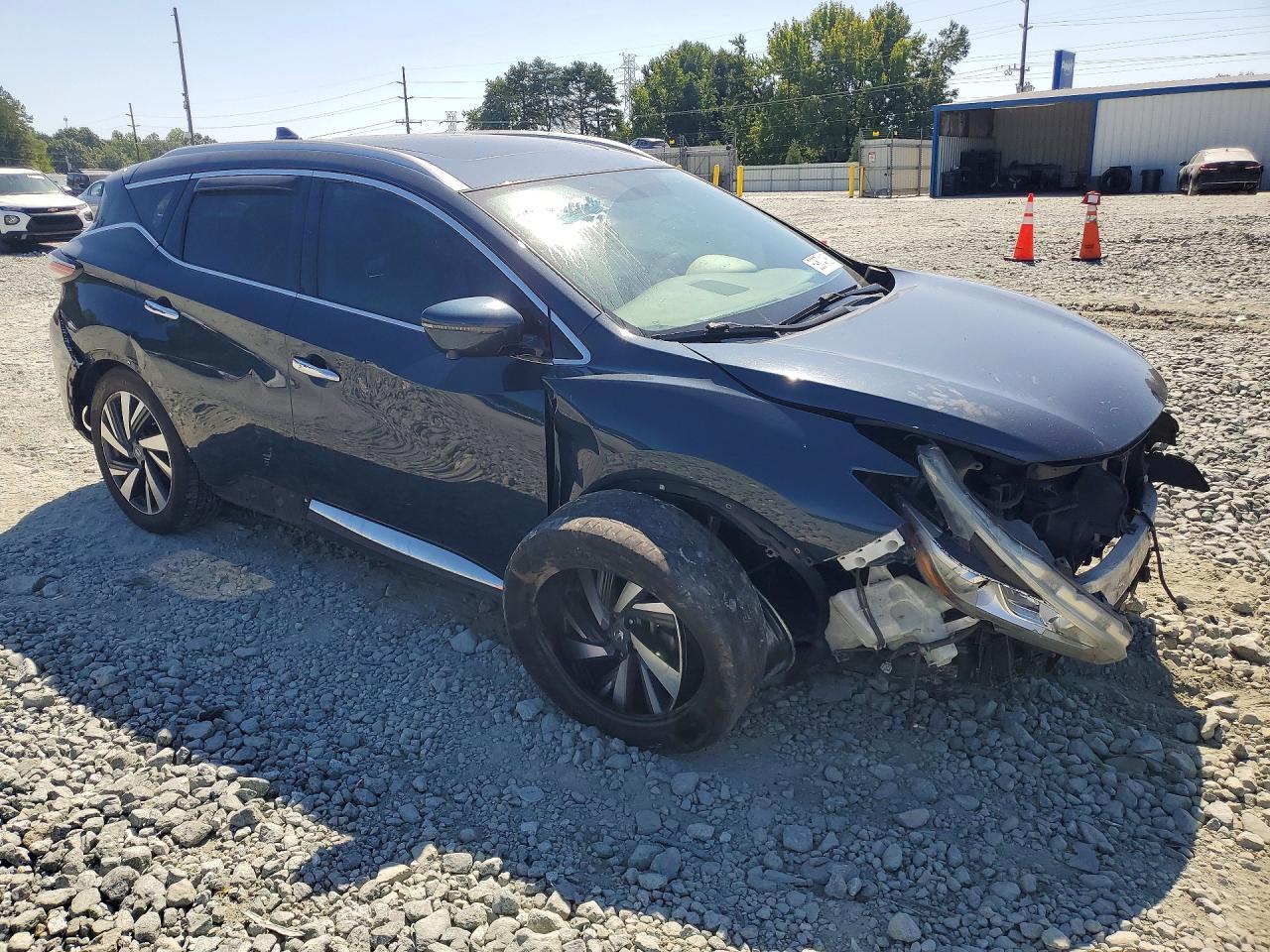 2017 Nissan Murano Platinum - Image 4