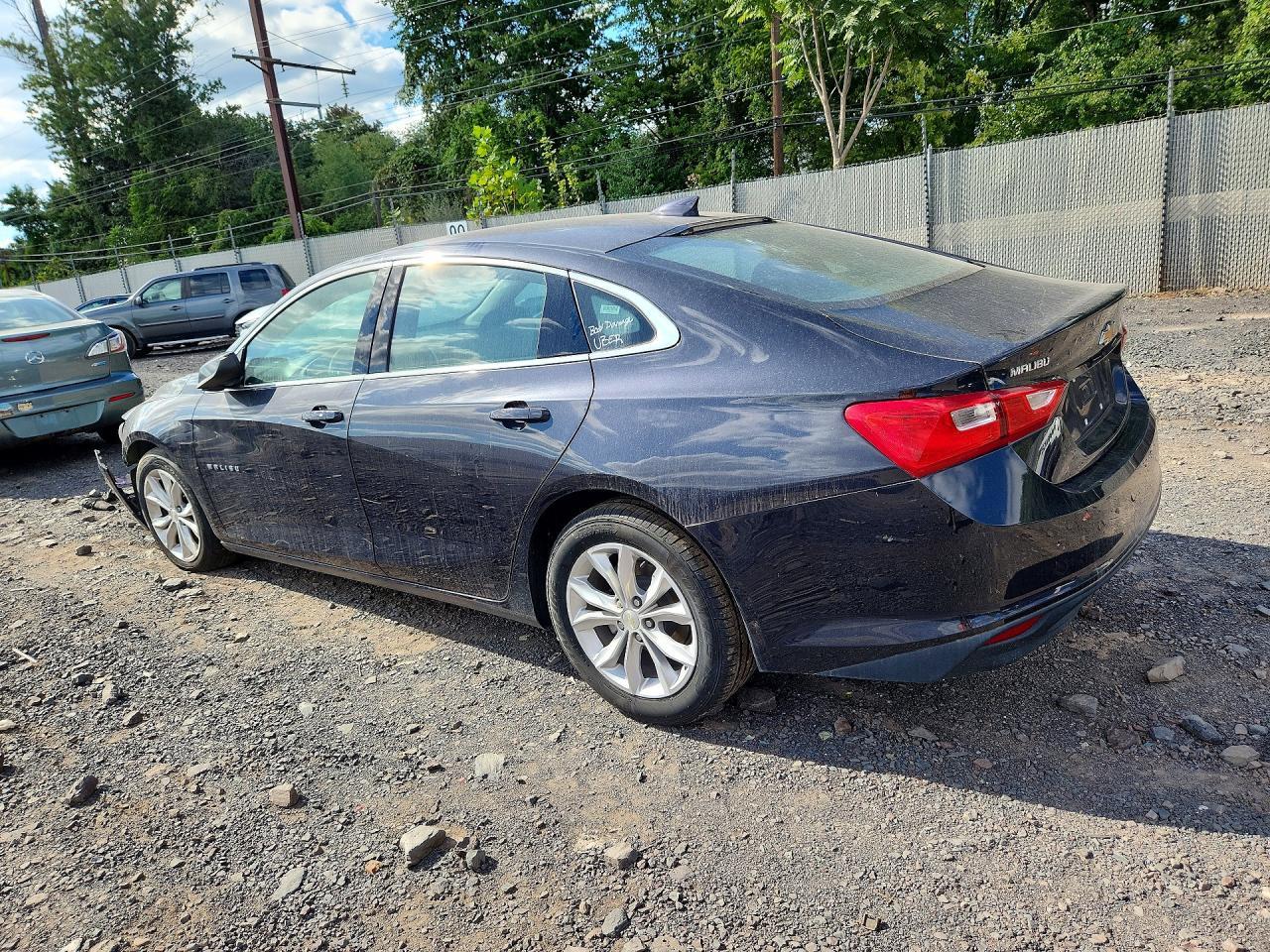 2023 Chevrolet Malibu Lt - Image 2