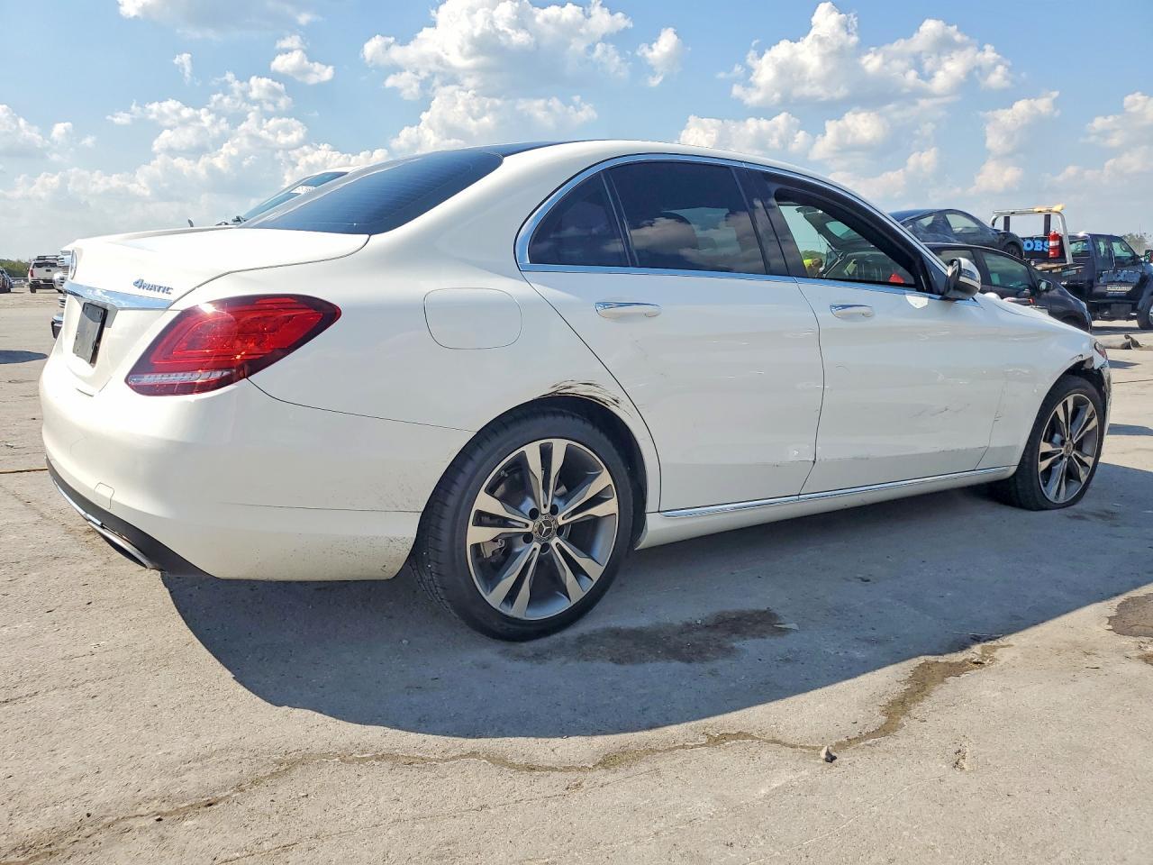 2019 Mercedes-Benz C 300 4Matic - Image 3