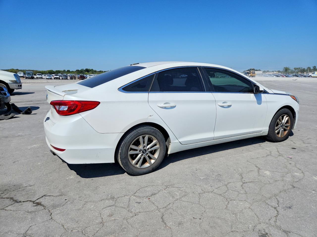 2017 Hyundai Sonata Se - Фото 3