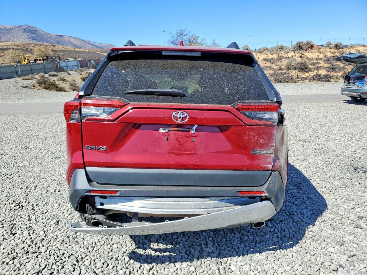 2024 Toyota Rav4 Adventure - Фото 6