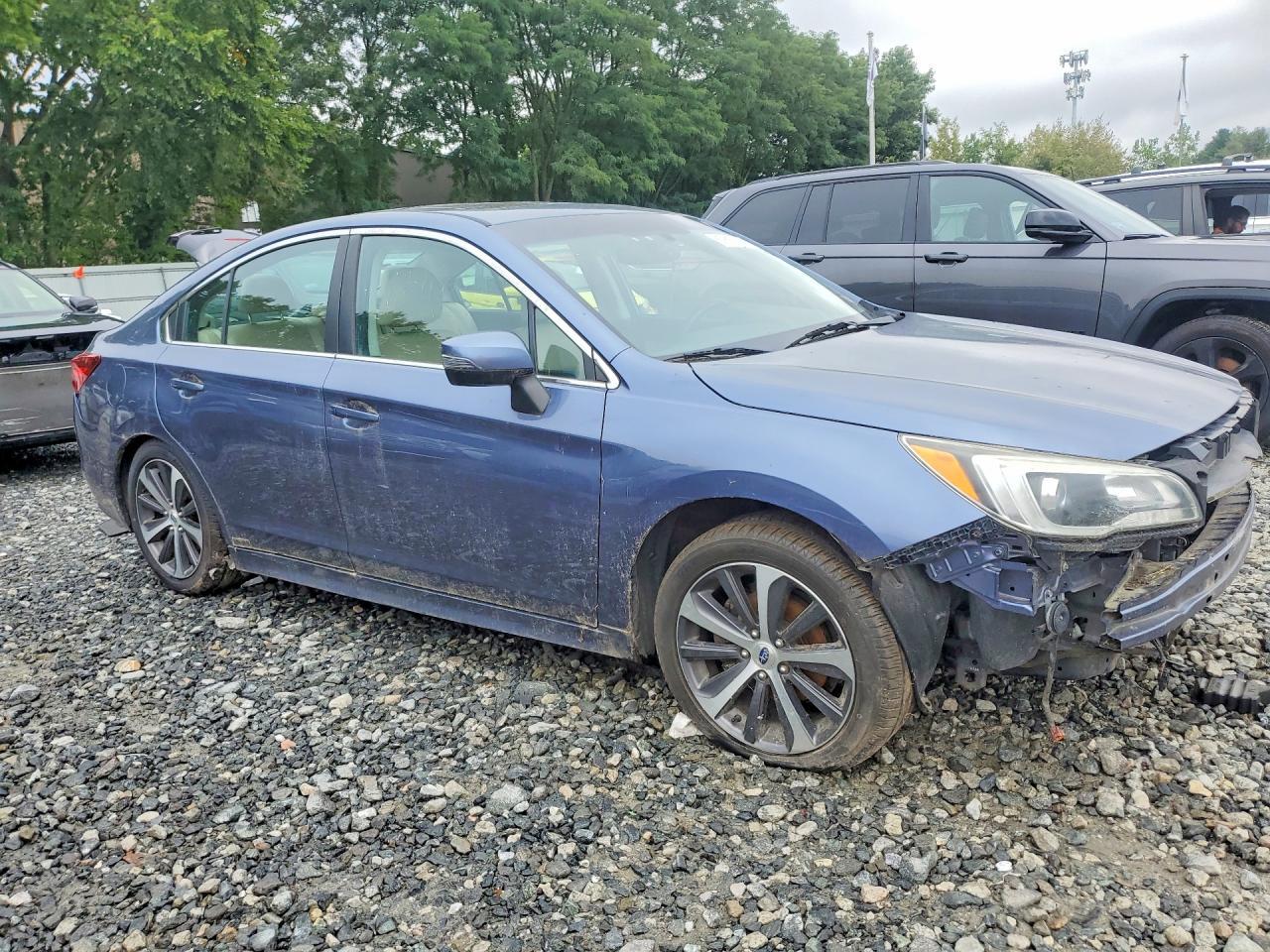 2015 Subaru Legacy 2.5I Limited - Фото 4