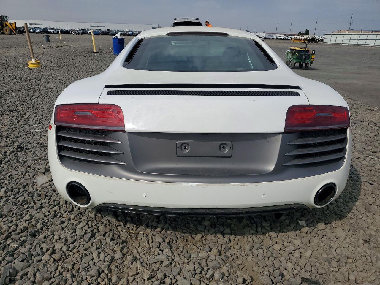 2015 Audi R8 5.2 Plus Quattro - Фото 6