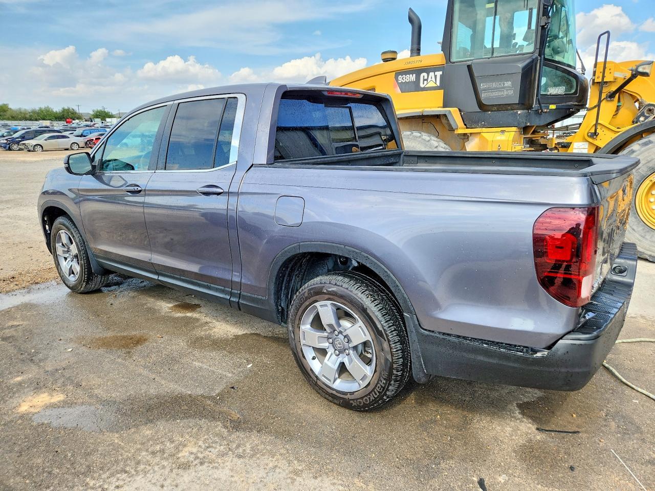 2025 Honda Ridgeline Rtl - Image 2