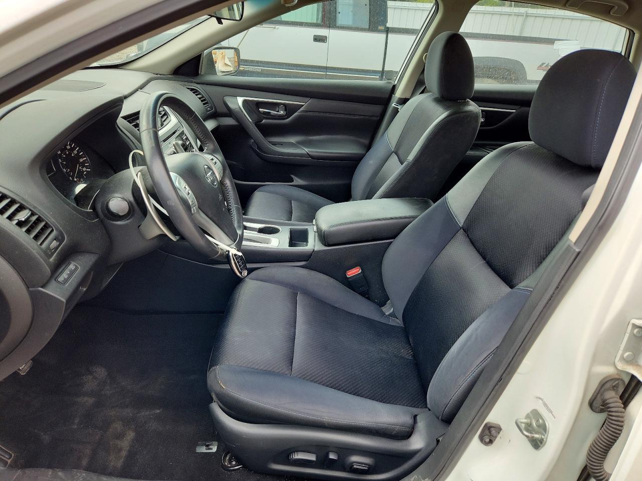 2017 Nissan Altima 2.5 Sr - Image 7