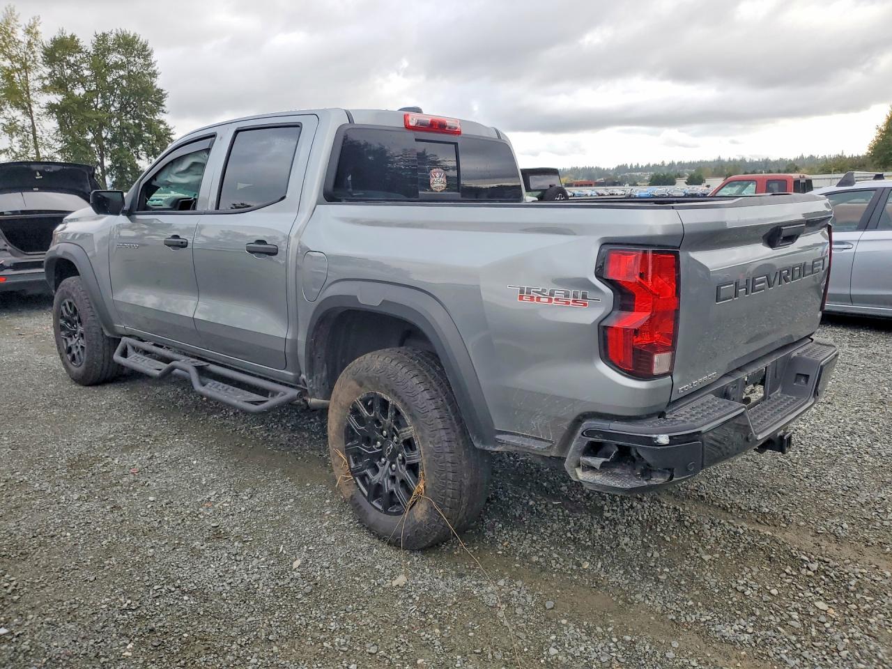 2025 Chevrolet Colorado Trail Boss - Фото 2