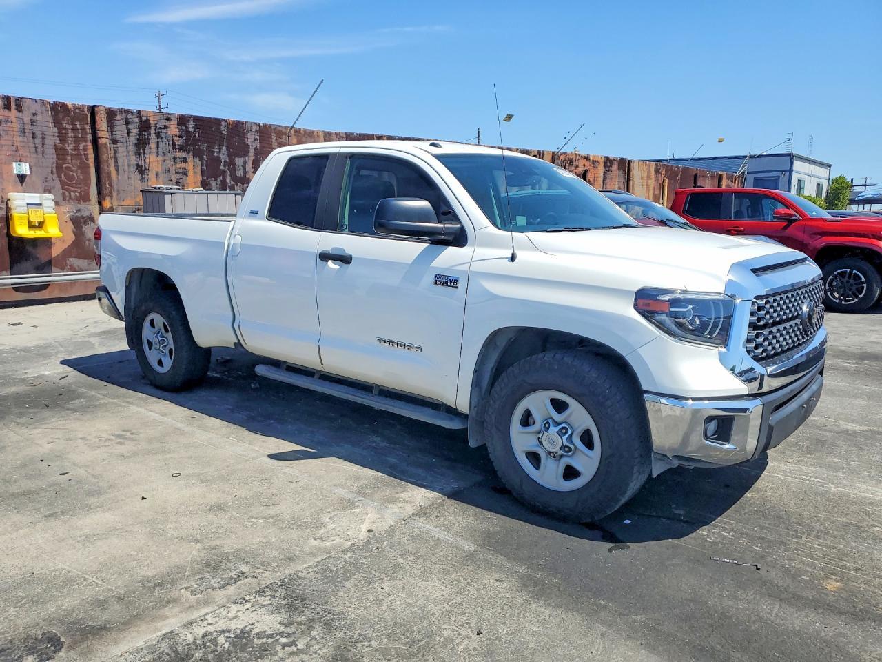 2019 Toyota Tundra Sr5 - Image 4