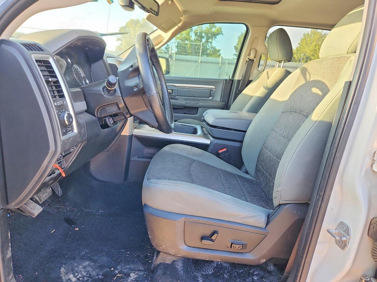 2018 Ram 1500 Slt - Image 7