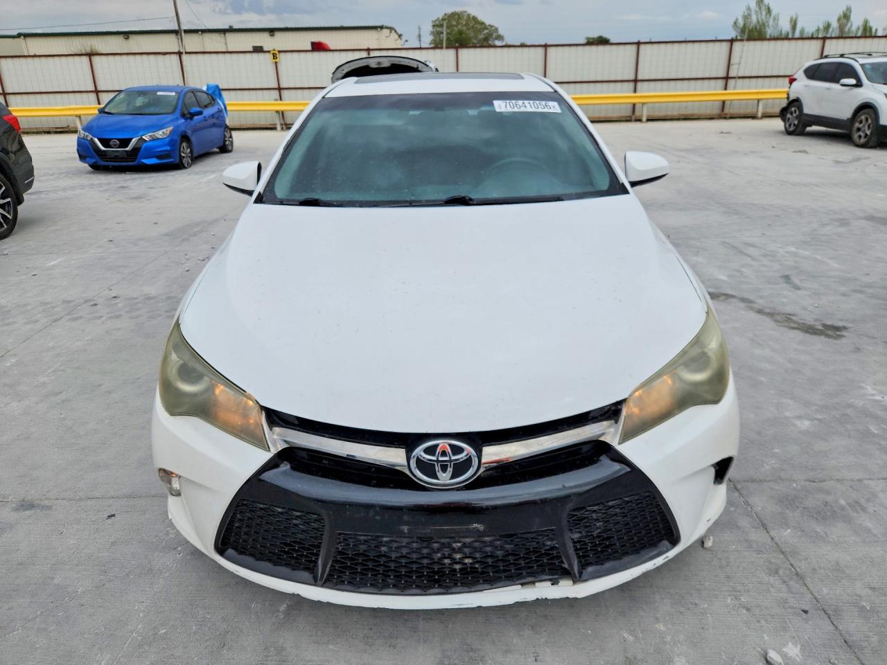 2016 Toyota Camry Se - Фото 5