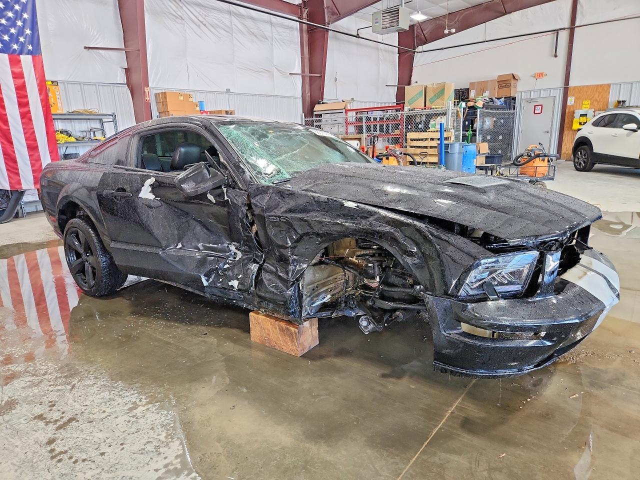 2005 Ford Mustang Gt - Фото 4